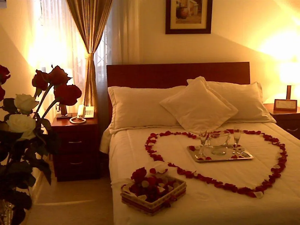 בוגוטה Hotel Balmoral Casa & Hostal 3*,