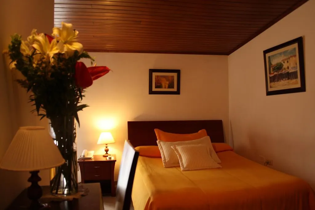 בוגוטה Hotel Balmoral Casa & Hostal